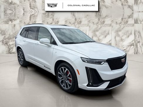 Used 2025 Cadillac XT6 Sport w/ Platinum Package AWD/4WD image 7