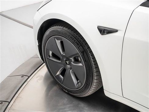 Used 2023 Tesla Model 3 Standard Range RWD image 12