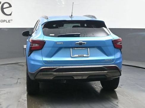 New 2026 Chevrolet Trax ACTIV w/ Sunroof Package FWD image 13