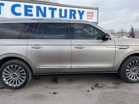 Used 2020 Lincoln Navigator L Reserve w/ Luxury Package AWD/4WD image 12
