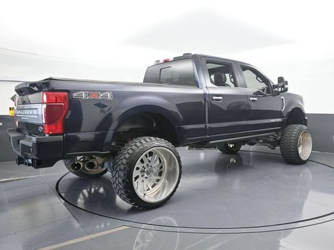 Used 2022 Ford F350 Platinum AWD/4WD image 6