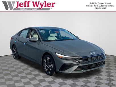 New 2026 Hyundai Elantra Limited w/ Cargo Package
