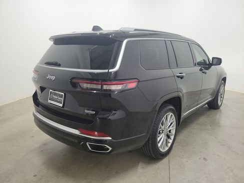 Used 2023 Jeep Grand Cherokee L Summit AWD/4WD image 5