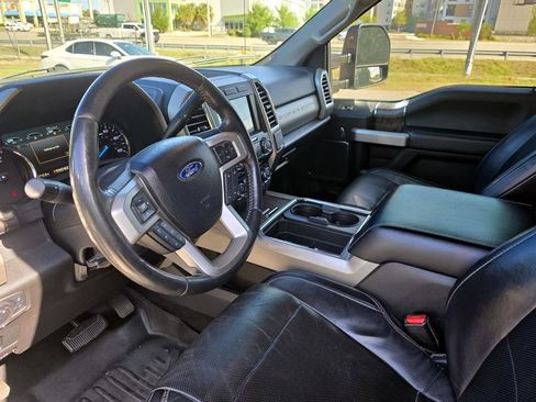 Used 2017 Ford F350 Lariat w/ Lariat Value Package AWD/4WD image 23