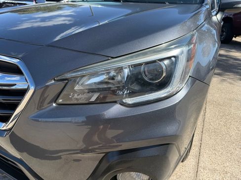 Used 2019 Subaru Outback 2.5i Premium image 9