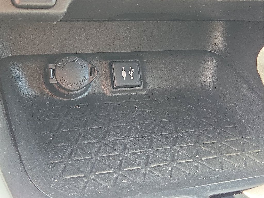 Used 2019 Toyota RAV4 LE w/ All Weather Liner Package AWD/4WD image 24