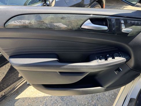 Used 2018 Mercedes-Benz GLE 350 4MATIC image 12