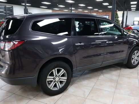 Used 2015 Chevrolet Traverse LT image 5