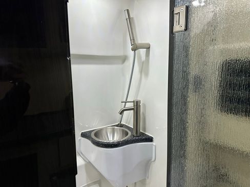 Used 2022 Mercedes-Benz Sprinter 3500 image 53