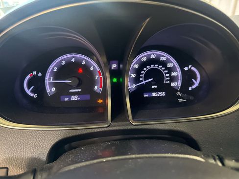 Used 2011 Toyota Avalon Limited FWD image 21