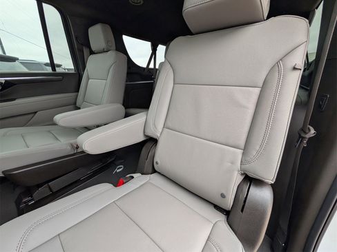 New 2026 Chevrolet Suburban LT w/ Comfort Package image 22