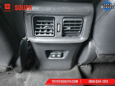 Used 2020 Toyota RAV4 XLE Premium image 27