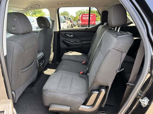 Used 2021 Chevrolet Traverse LT AWD/4WD image 13