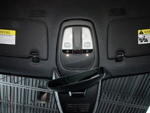 Certified 2025 Volvo XC40 B5 Core w/ Climate Package image 8