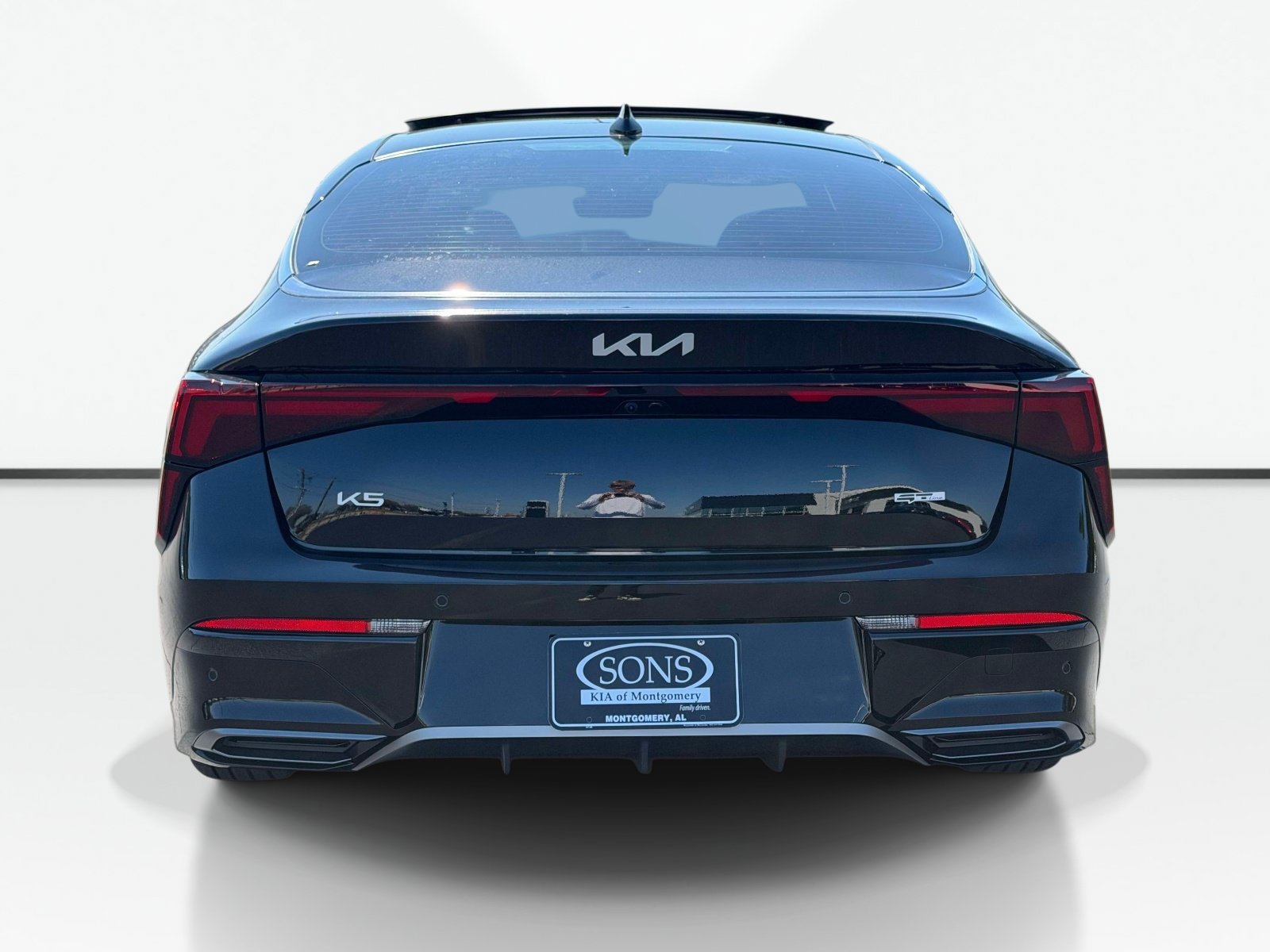 New 2027 Kia K5 GT-Line FWD image 4