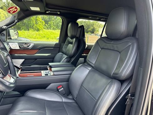 Certified 2024 Lincoln Navigator Reserve image 22