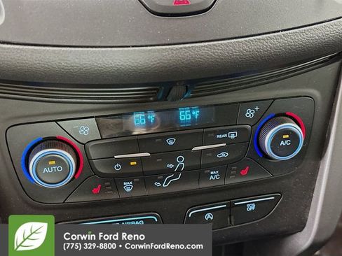 Used 2018 Ford Escape SE image 15