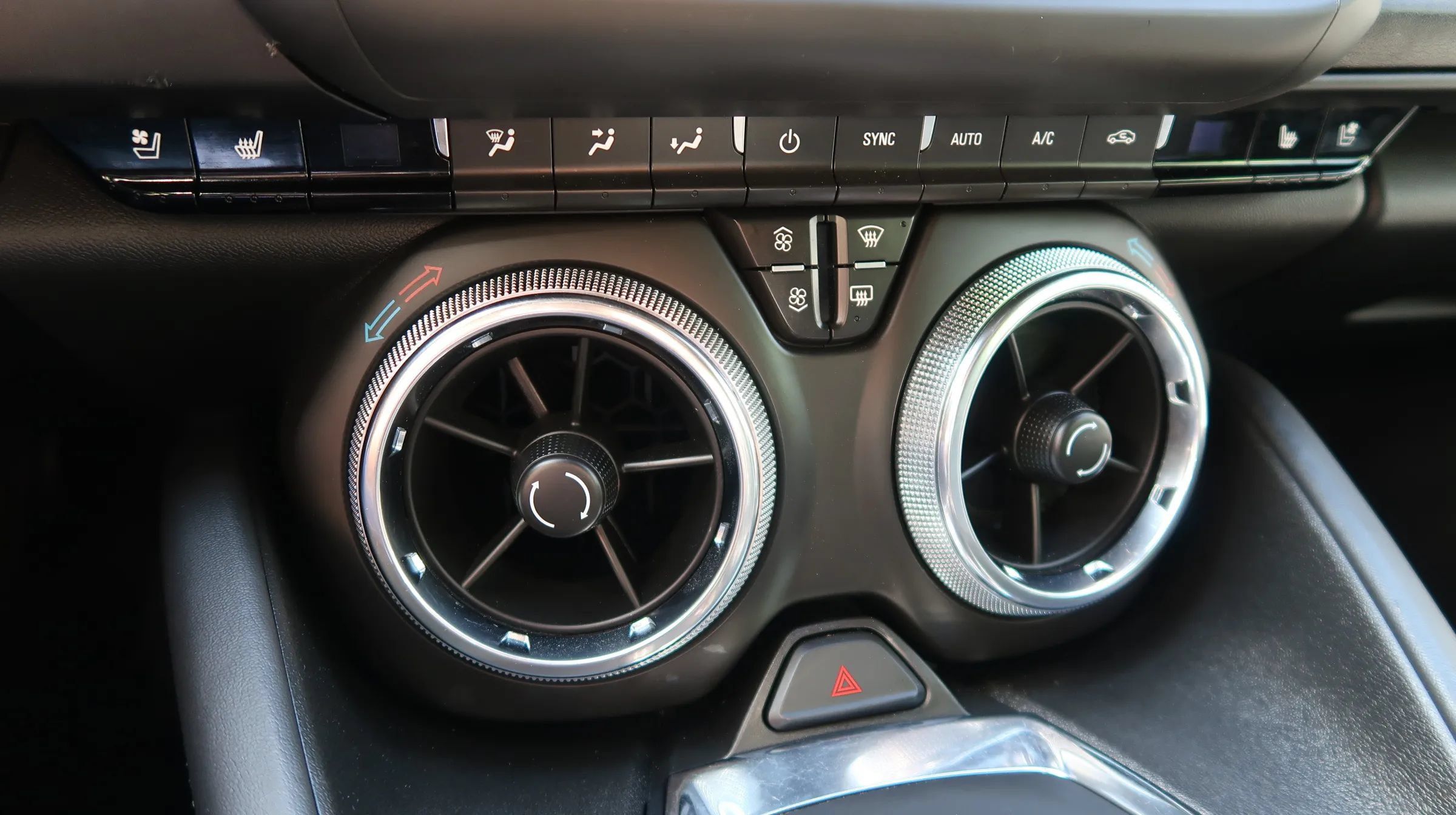 Used 2021 Chevrolet Camaro SS RWD image 31