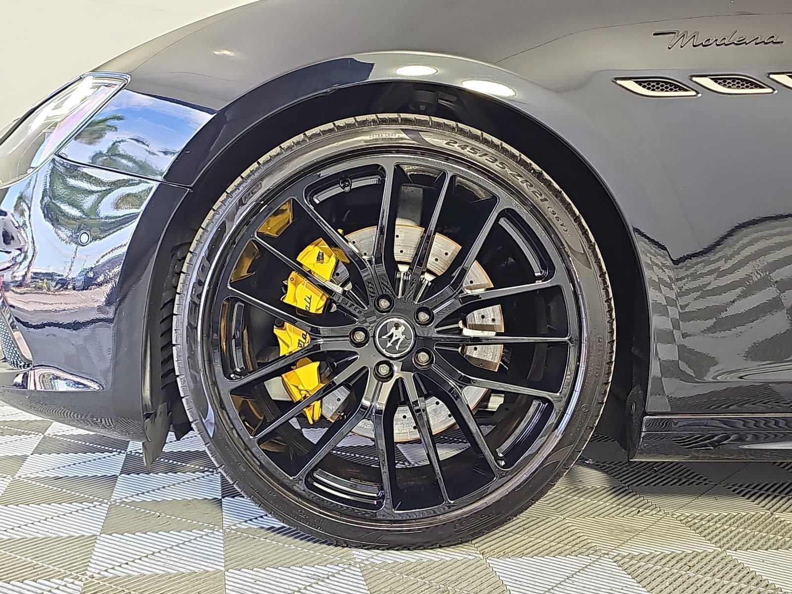 Used 2023 Maserati Ghibli Modena RWD image 10