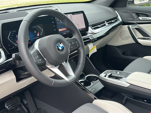 New 2026 BMW X1 xDrive28i w/ Technology Package AWD/4WD image 9