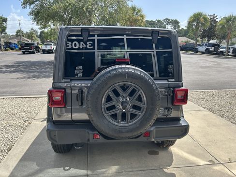 New 2025 Jeep Wrangler Sport S image 5