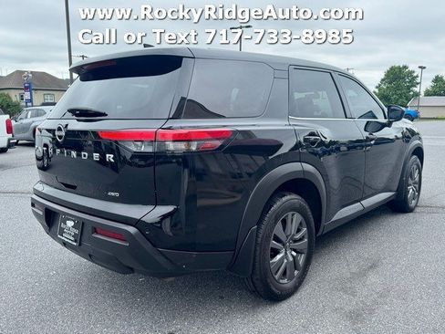 Used 2024 Nissan Pathfinder S AWD/4WD image 7