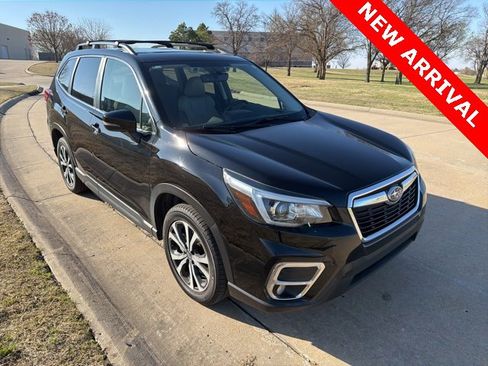 Used 2019 Subaru Forester Limited image 1