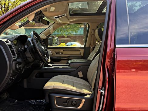 Used 2019 RAM 1500 Limited AWD/4WD image 9