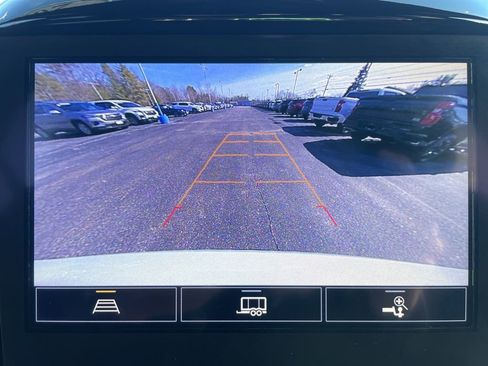 Used 2023 Chevrolet Traverse LT AWD/4WD image 23