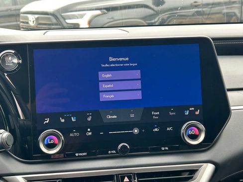 Used 2025 Lexus RX 350 Premium w/ Convenience Package FWD image 19