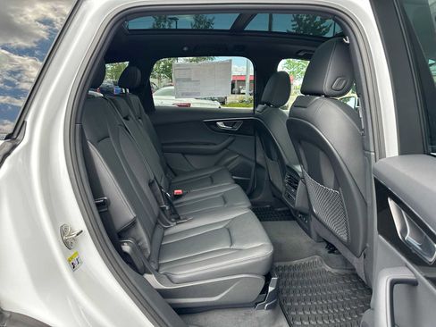 New 2025 Audi Q7 2.0T Premium image 12