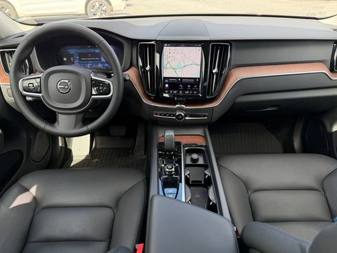 Certified 2023 Volvo XC60 B5 Plus w/ Climate Package AWD/4WD image 2