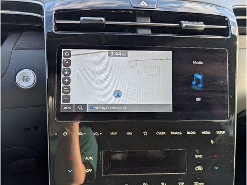 Used 2024 Hyundai Tucson Limited image 24