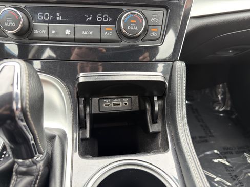 Used 2023 Nissan Maxima SV w/ Floor Mat Group FWD image 36