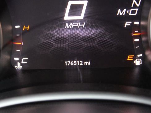 Used 2015 Dodge Charger SXT image 33