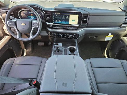 New 2026 Chevrolet Silverado 1500 LTZ w/ LTZ Premium Package AWD/4WD image 15