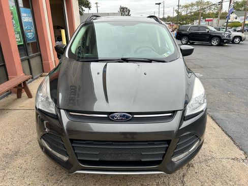 Used 2015 Ford Escape SE w/ Equipment Group 201A AWD/4WD image 9