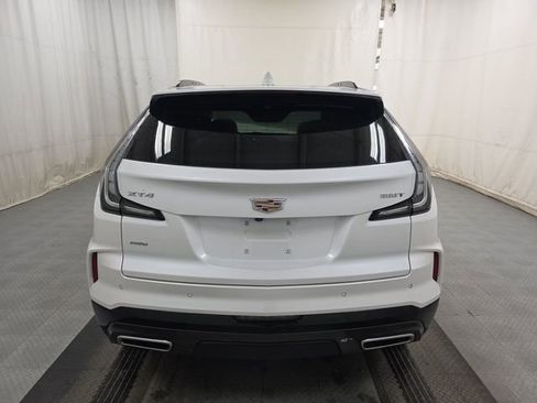 Used 2024 Cadillac XT4 Sport image 14