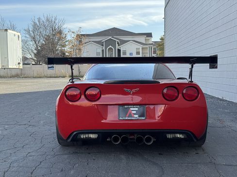 Used 2009 Chevrolet Corvette Z06 w/ Preferred Equipment Group image 4