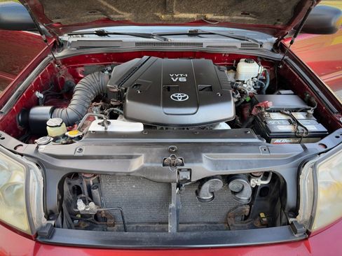 Used 2005 Toyota 4Runner SR5 image 24