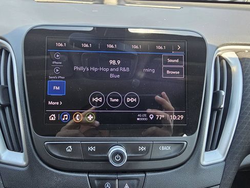 Used 2022 Chevrolet Malibu LS FWD image 35