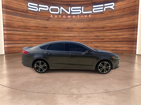 Used 2017 Ford Fusion Titanium AWD/4WD image 8
