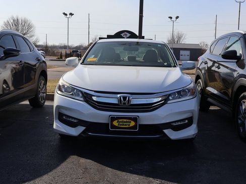 Used 2017 Honda Accord EX-L image 6