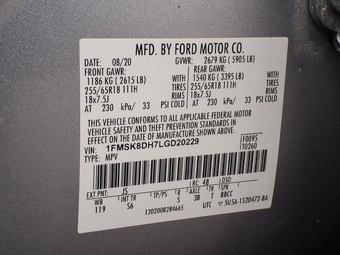 Used 2020 Ford Explorer XLT w/ Equipment Group 202A image 23