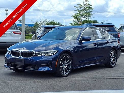 Used 2020 BMW 330i Sedan w/ Premium Package RWD image 3