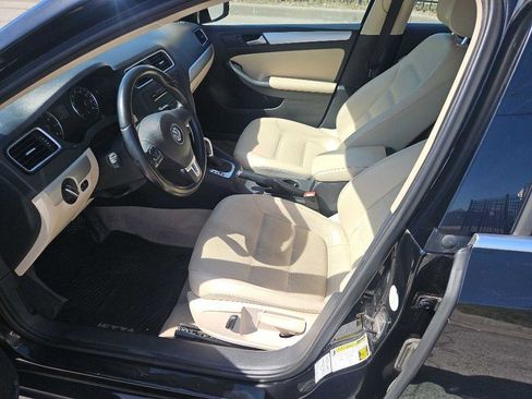 Used 2014 Volkswagen Jetta SE image 10