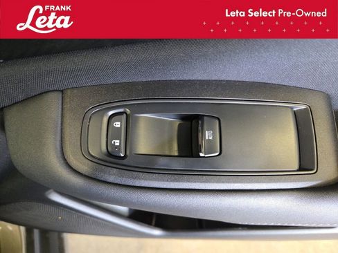 Used 2024 Subaru Outback Premium image 22