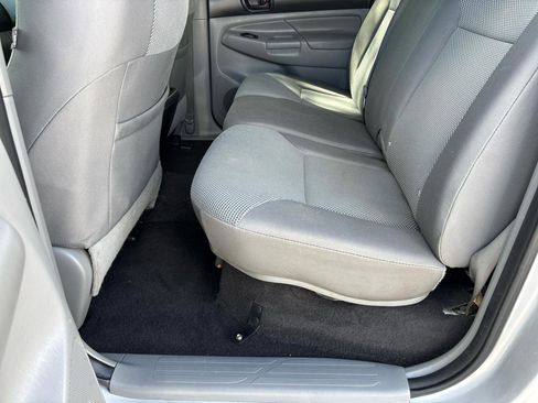 Used 2012 Toyota Tacoma PreRunner w/ TRD Off-Road Pkg image 27