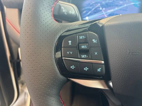 New 2026 Ford Explorer ST-Line w/ ST-Line Street Pack AWD/4WD image 17