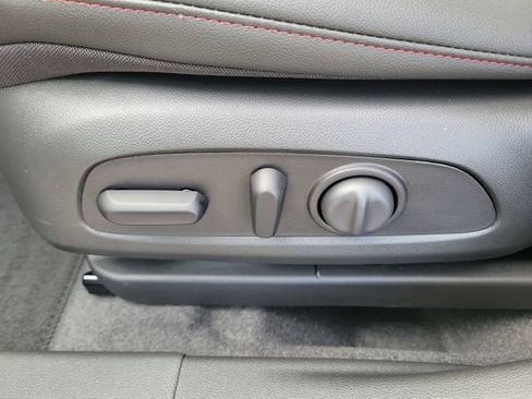 New 2026 Chevrolet Trax RS w/ Sunroof Package image 16